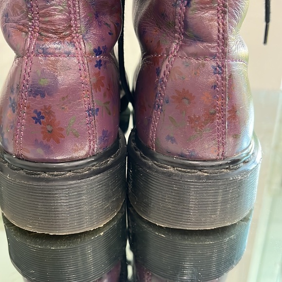 Dr.Martens Deep Purple Litter Flowers Leather Lace up   Boots Size 6 - Picture 11 of 15